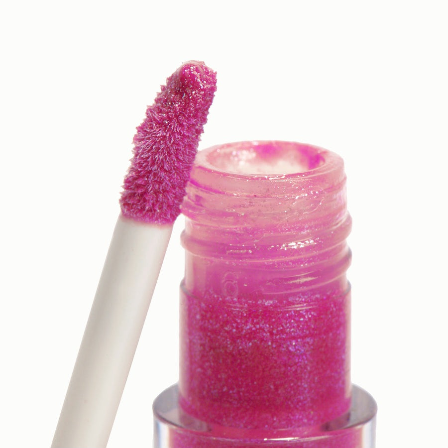 High-shine lip gloss